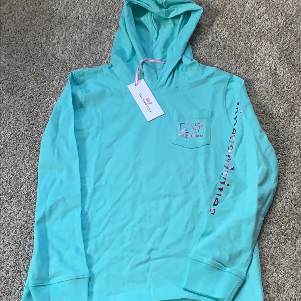 NWT vineyard vines hooded long sleeve shirt sz 7-8